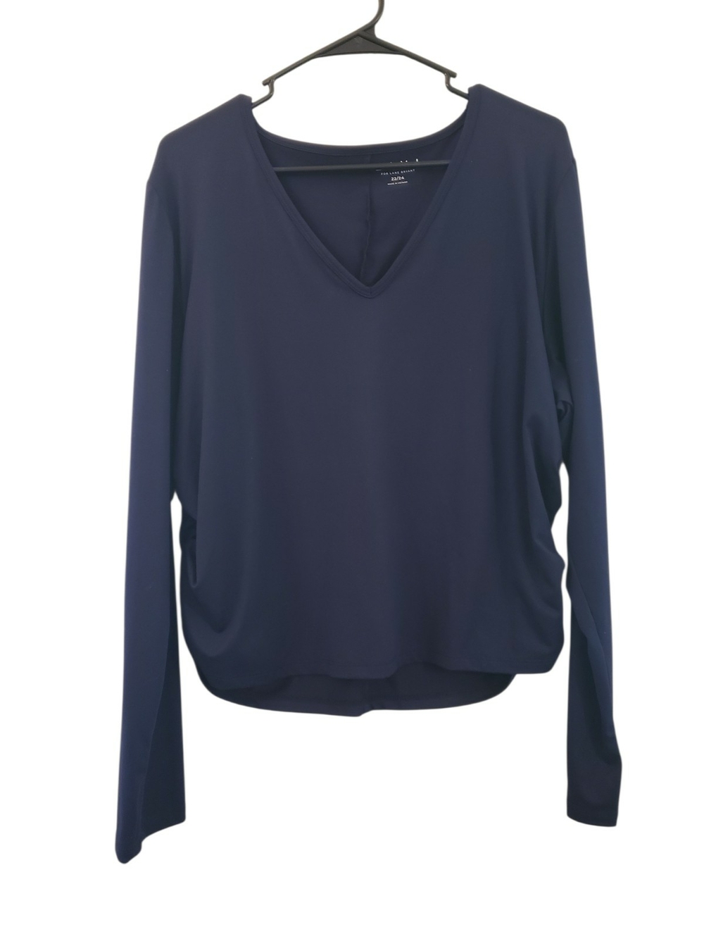 Livi Active Navy V‑Neck Long Sleeve Top